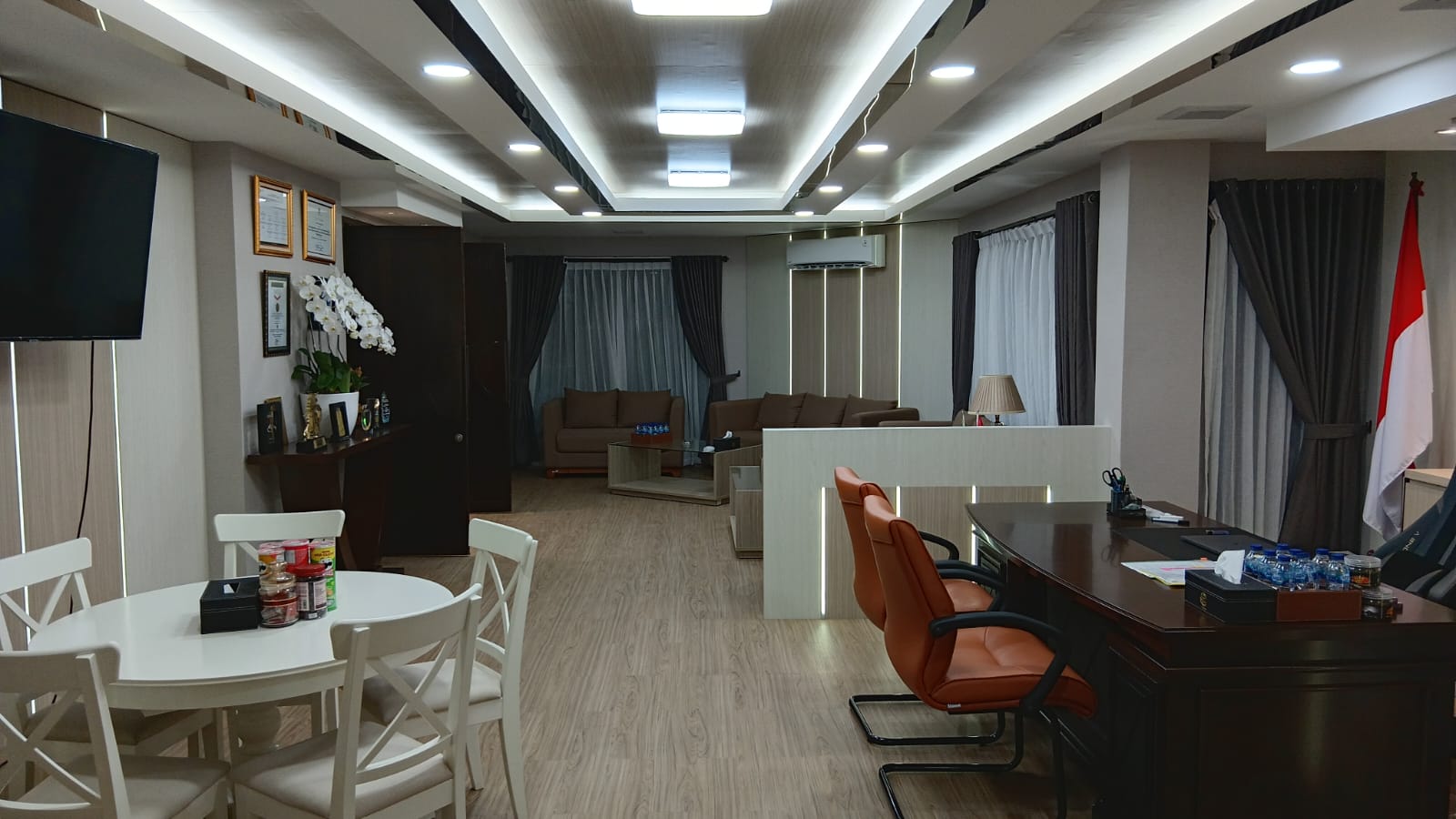 Completed office interior — alternative area
